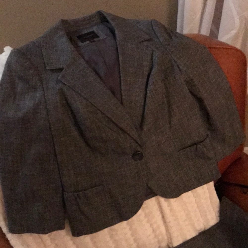 Grey Limited Women’s Suit - size SM